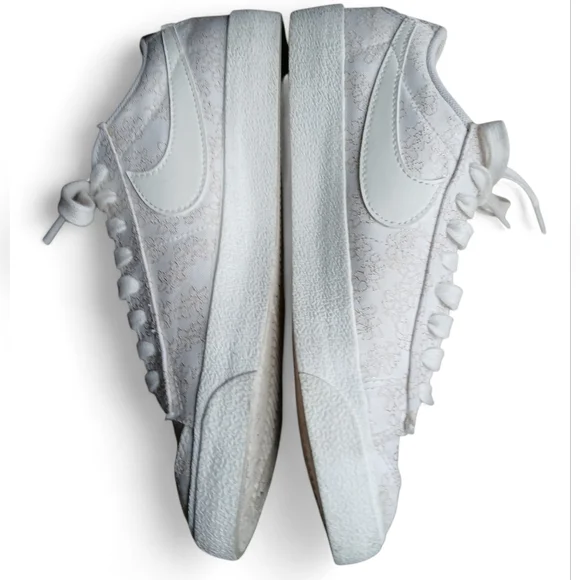 Niker Blazer Low Women's Size 8 White Floral Sneakers - Picture 5 of 10